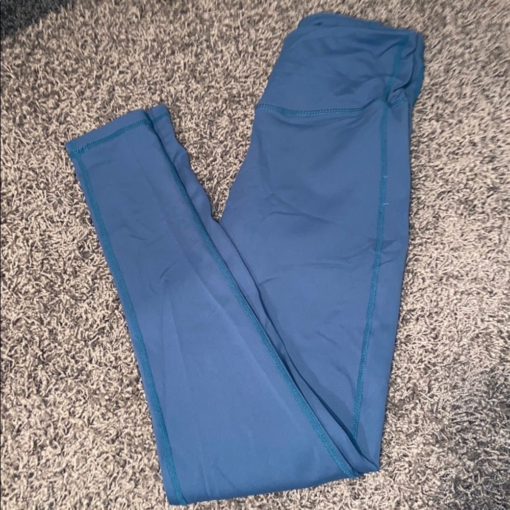 Dark blue athletic leggings